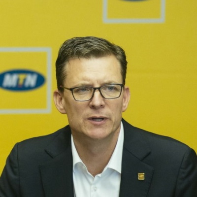 MTN moves ahead on Nigerian stake sale with markets in turmoil