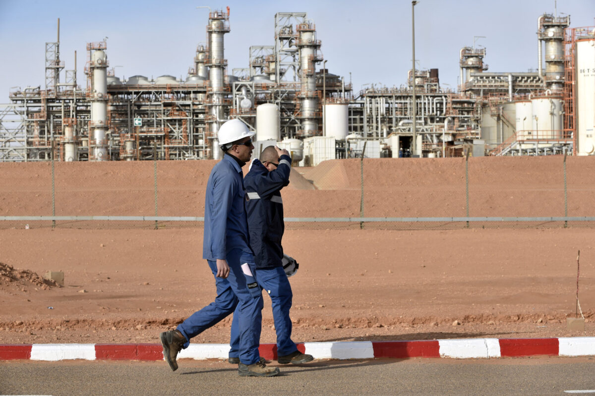 Algeria expects energy revenue to fall $10 bln this year