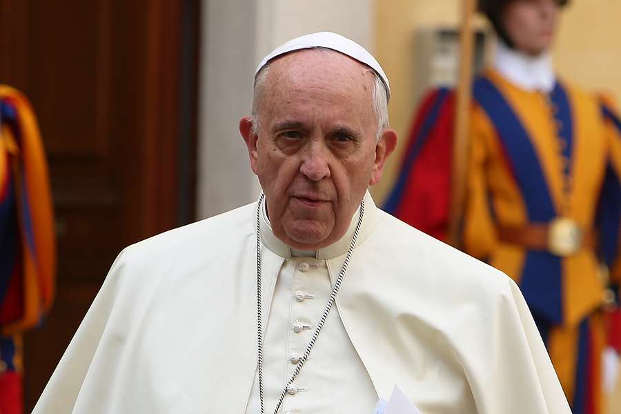Divert arms money to fight COVID-19, ensure vaccine for all, pope says