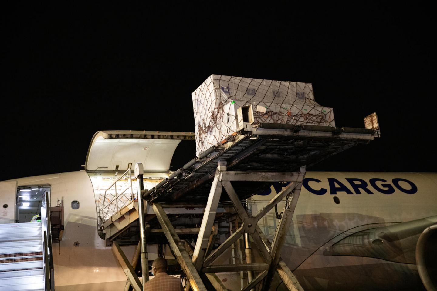 Congo receives first batch of Chinese COVID-19 vaccine