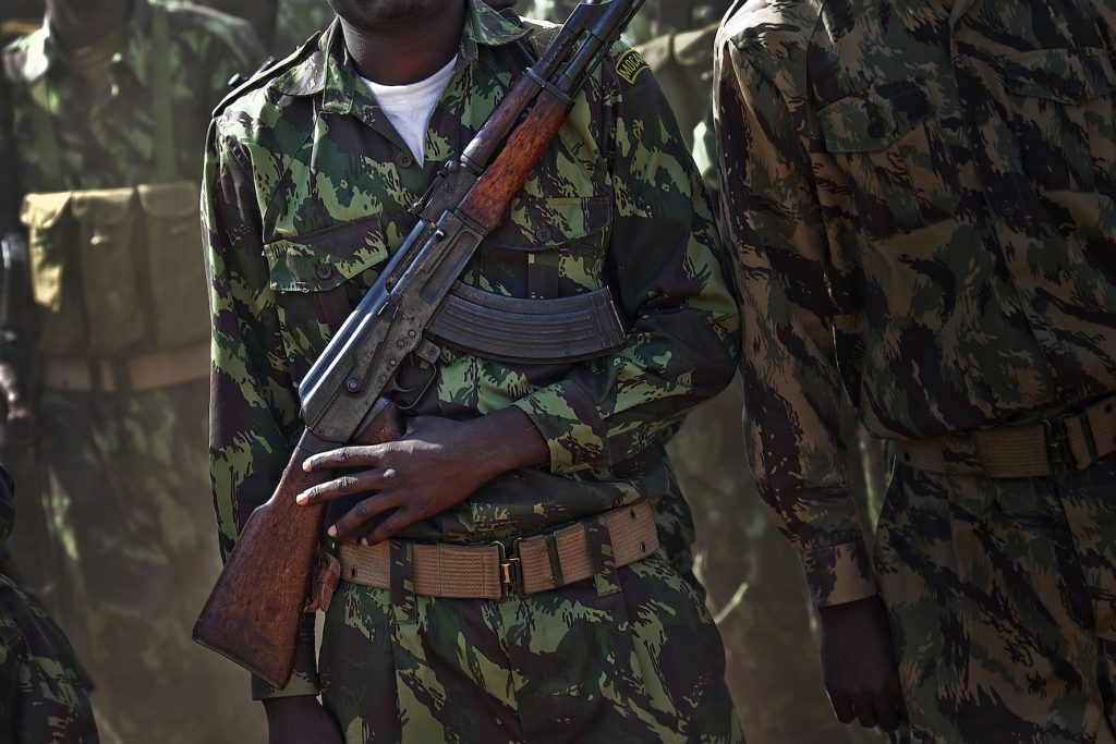 Mozambique security forces launch offensive to repel jihadists from key town