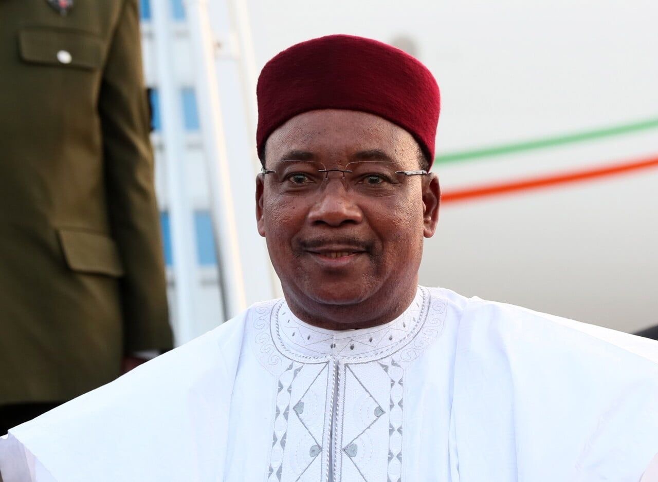 Niger President Issoufou wins $5 million African leadership prize