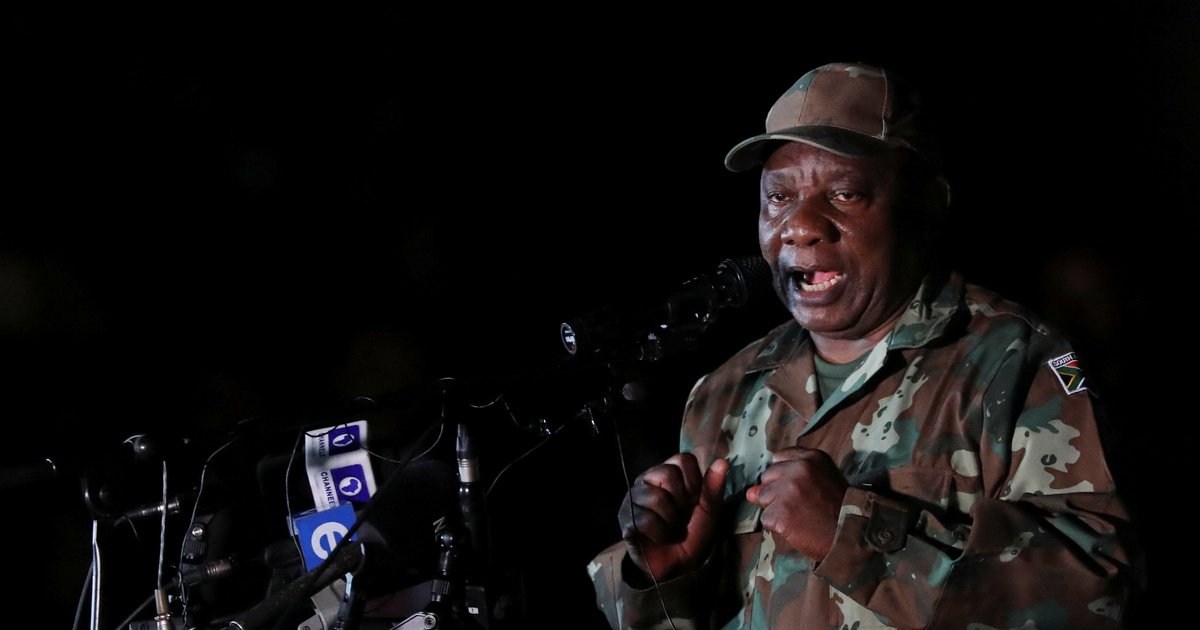 South Africa sends troops to evacuate nationals in Mozambique