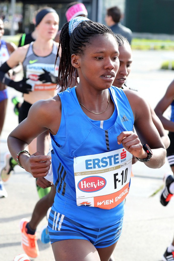 Kenyans dominate the Xiamen marathon and Tuscany Camp Global Elite race in Siena