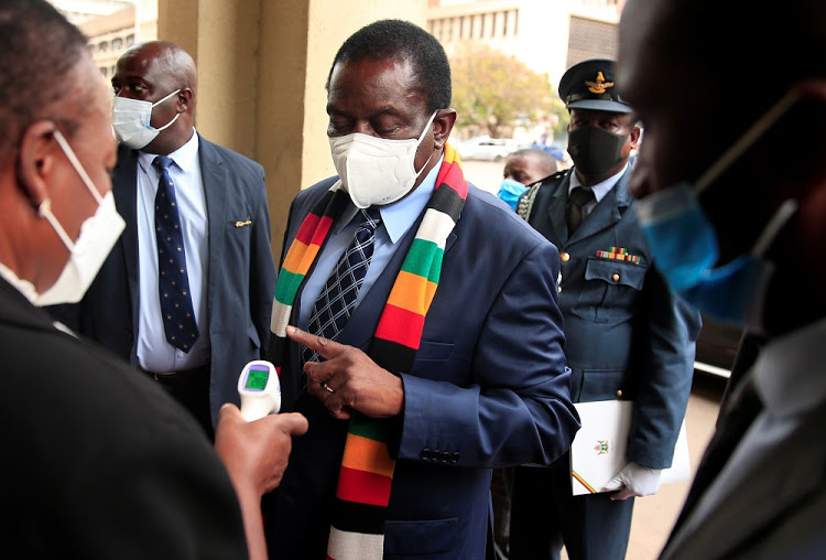 Vaccine tourism: South Africans cross border to Zimbabwe for Covid-19 jab