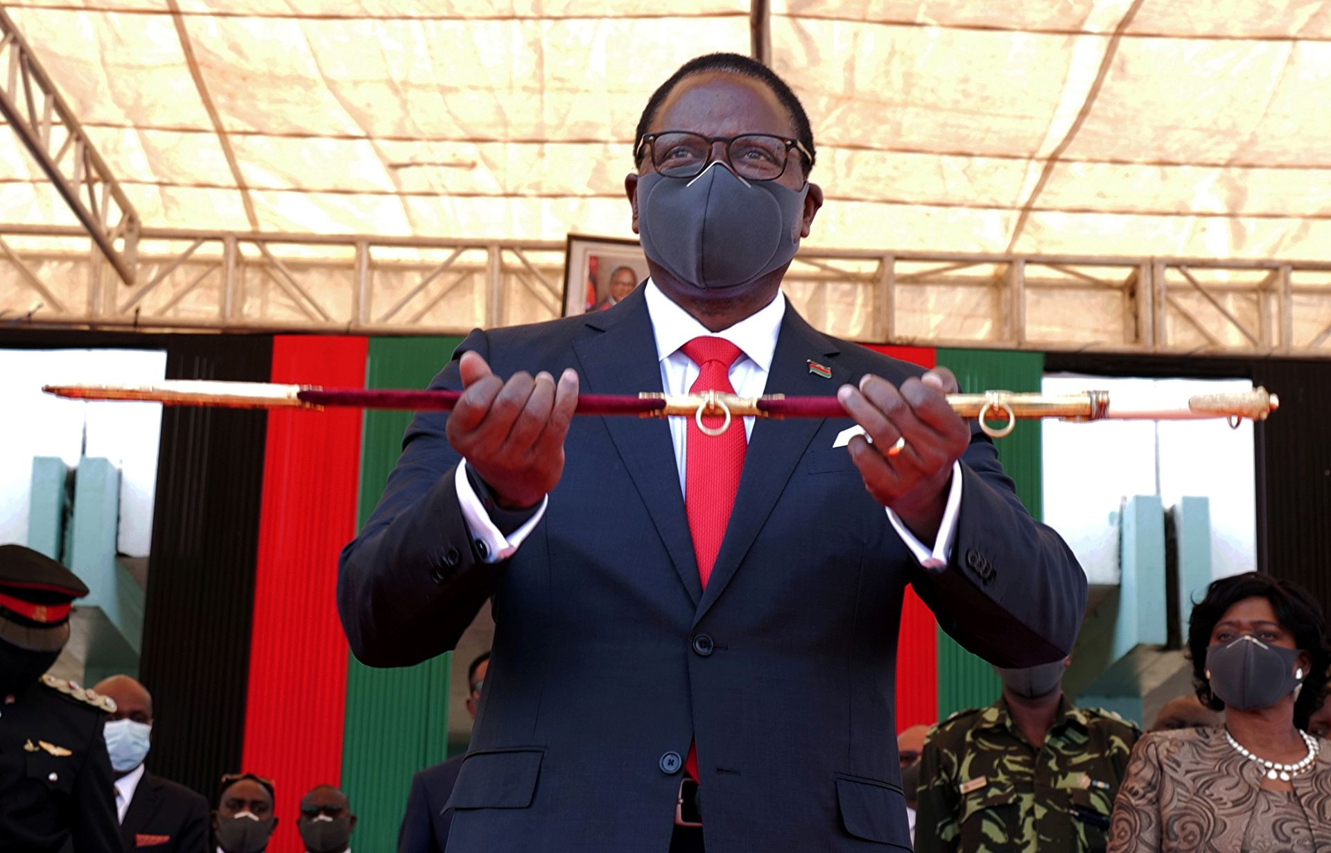 As tobacco declines, Malawi must switch to cannabis – president