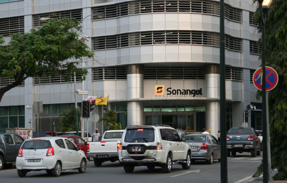 Angola’s oilfield debts to Western energy firms hits $1 billion – sources