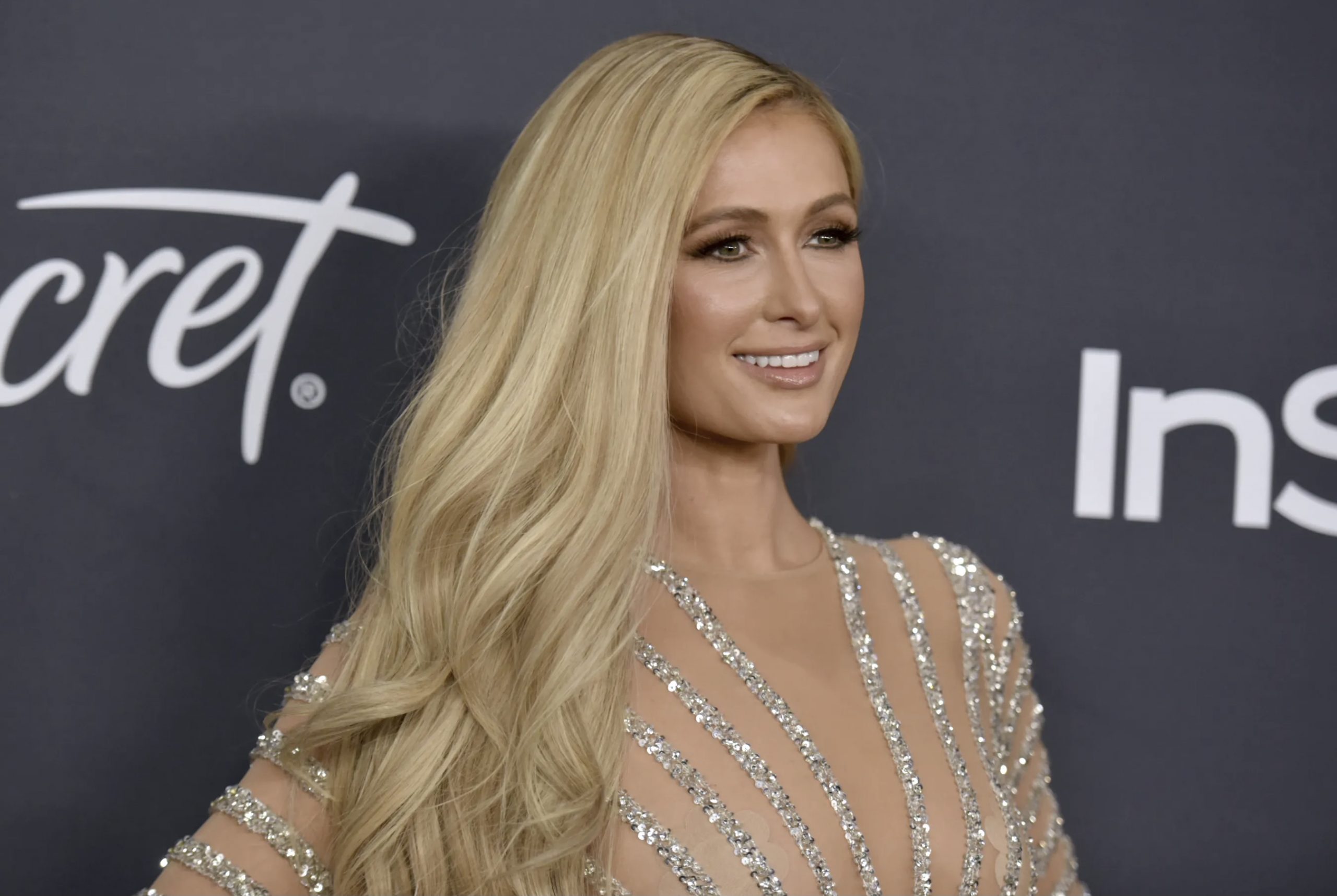 Paris Hilton visits Zimbabwe as the government reopens tourism industry
