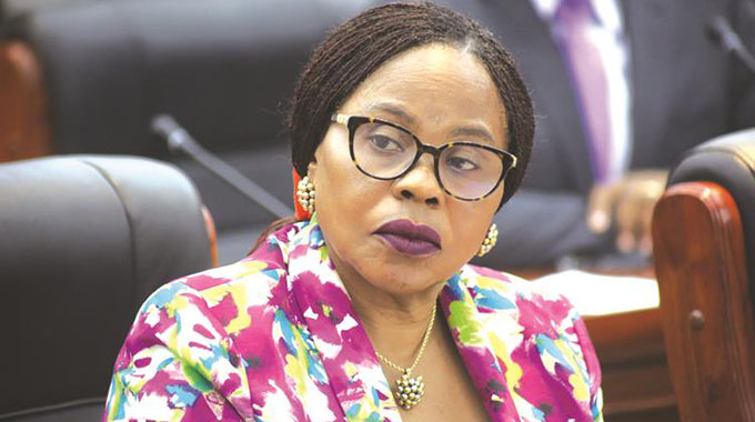Zimbabwe tightens lockdown measures amid surge in COVID-19 cases
