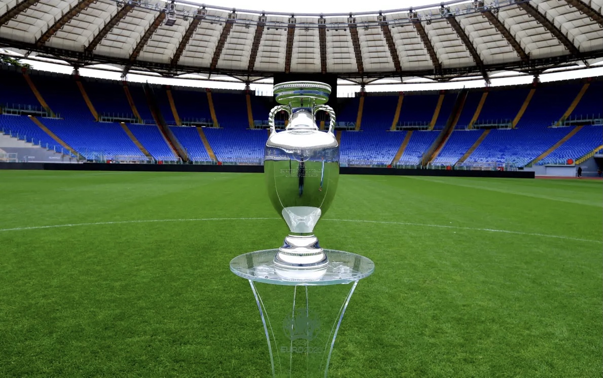 Euro 2020 crowds driving rise in COVID-19 infections, says WHO