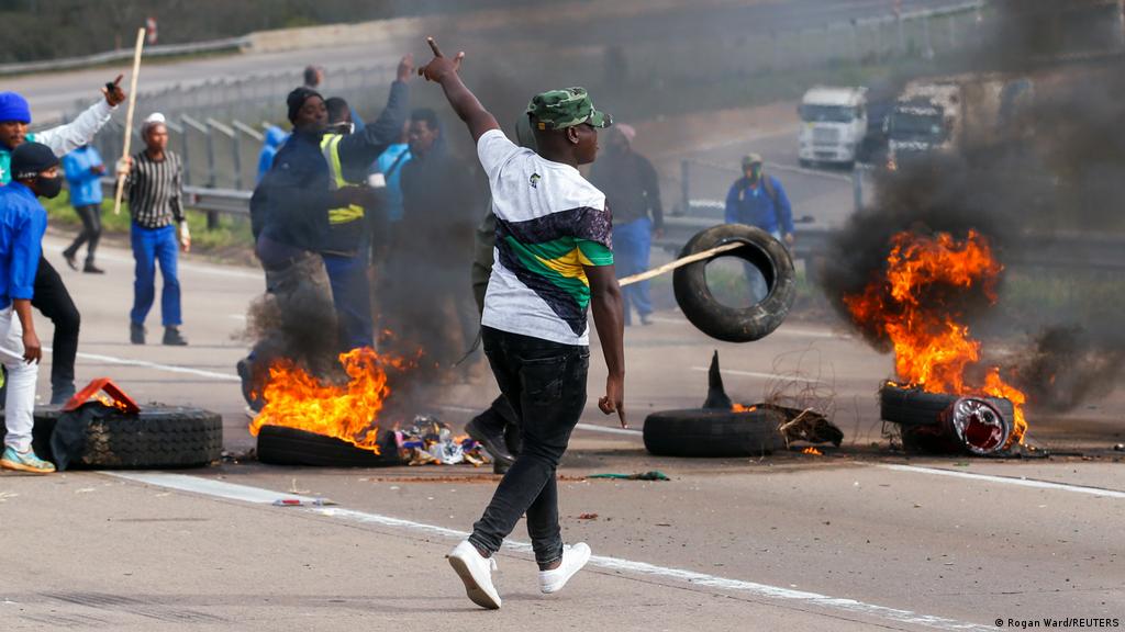 Analysis-Violence gives South African markets a reality check