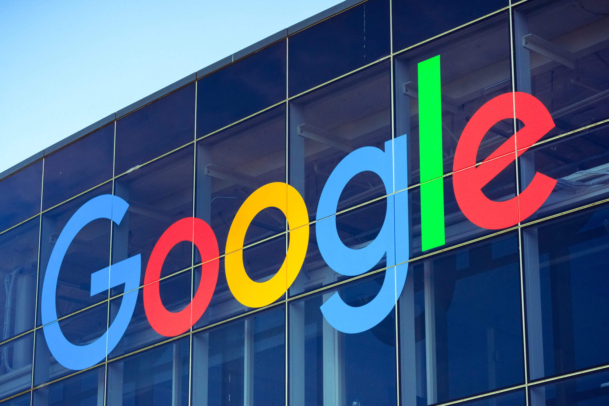 France fines Google 500 million euros over copyright row