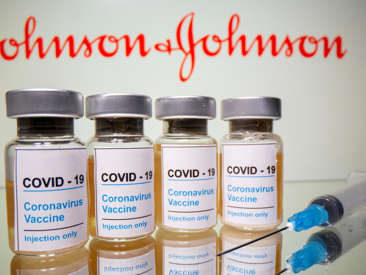 Zimbabwe approves J&J COVID-19 vaccine for emergency use