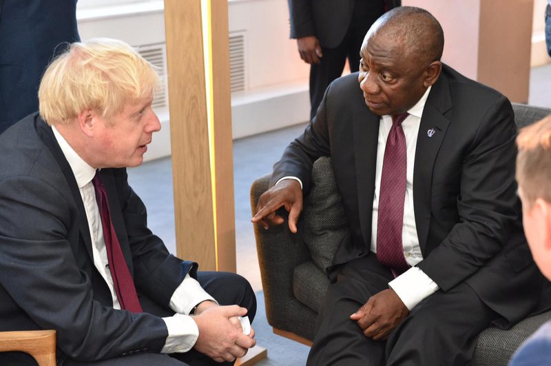 UK to review South Africa’s red list travel ban within the next 2 weeks