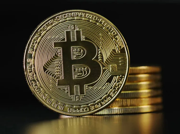 Bitcoin Nears $60,000 as Investors Eye First US ETFs