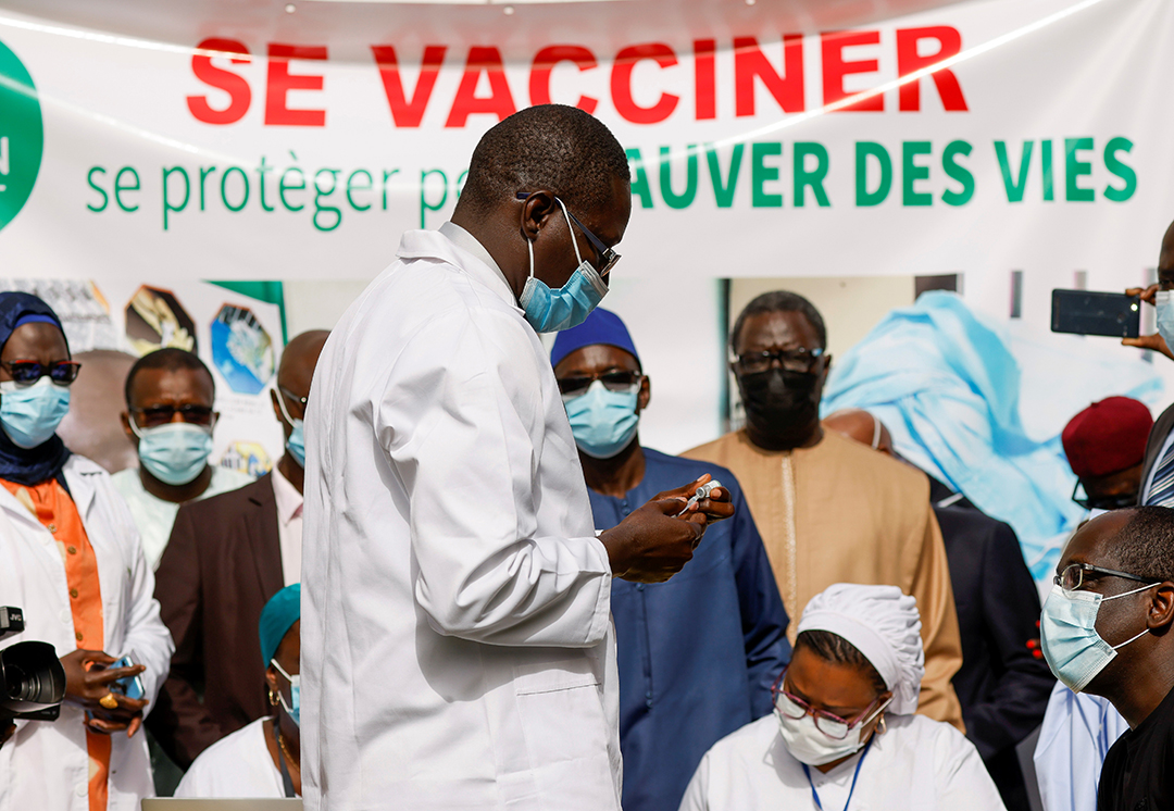 Moderna Refuses to Share Vaccine Recipe With Africa as Omicron Rises