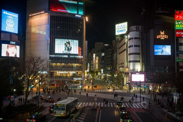 Japan to give minors $882 in cash, vouchers to boost economy