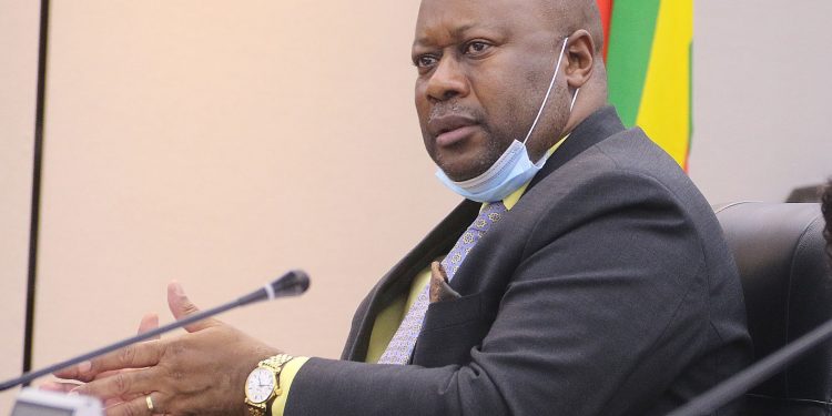 Zimbabwean gov’t urged to close legal loopholes of diamond smuggling