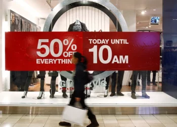 US consumer confidence hits three-month low on inflation