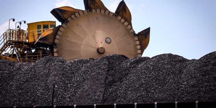 Glencore pays out $4.45bn as profit doubles to record