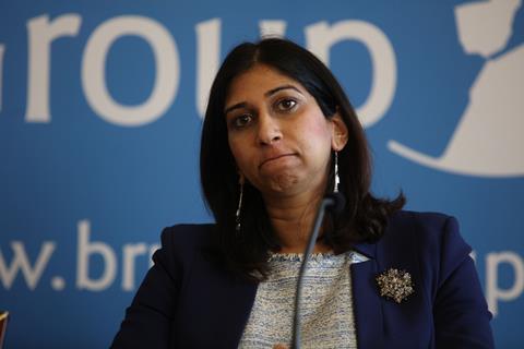 UK to seek asylum ban on refugees crossing the English Channel