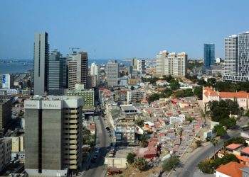 Angola seeks dual listing for diamond miner Endiama, to sell 5-10% stake first