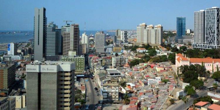 Angola seeks dual listing for diamond miner Endiama, to sell 5-10% stake first