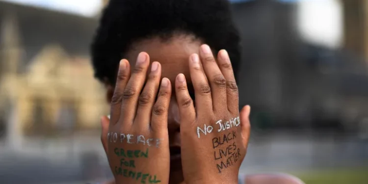 Black children six times likelier to be strip-searched: UK report