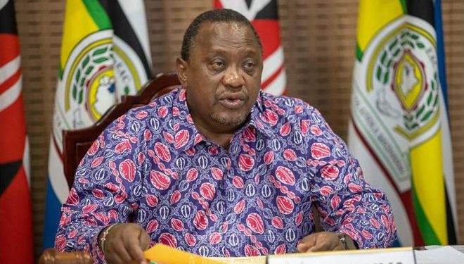 Uhuru Kenyatta visits DR Congo to facilitate peace process