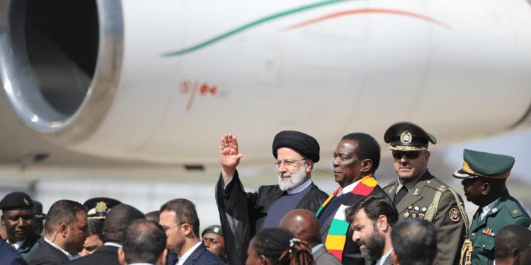 Iranian President Concludes Africa Tour with State Visit to Zimbabwe