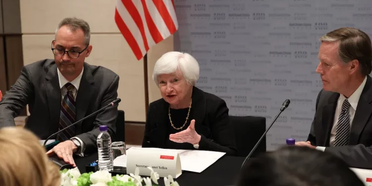 US leaders split on China policy