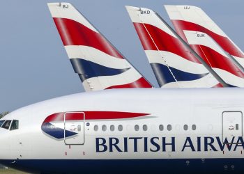 UK Air Traffic Control Glitch Sparks Chaos