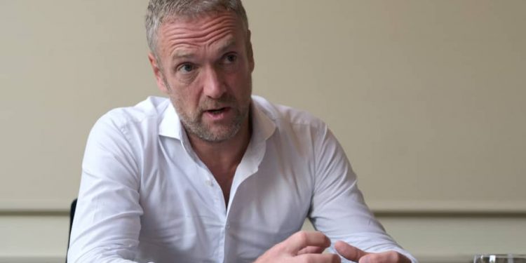 CEO Bob van Dijk Steps Down as Prosus and Naspers Unwind Tencent Holdings in Restructuring Move