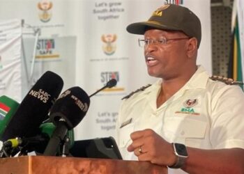 South Africa Sees Surge in Easter Holiday Travel Amid Border Challenges
