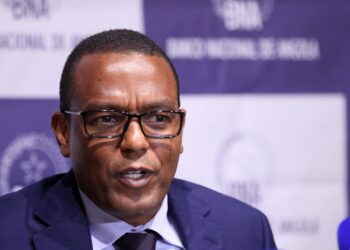 Angola Grapples with Declining Foreign Exchange Resources Amidst Oil Trade Challenges