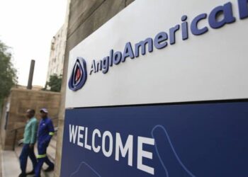 Elliott Management Takes $1 Billion Stake in Anglo American Amid BHP Takeover Battle