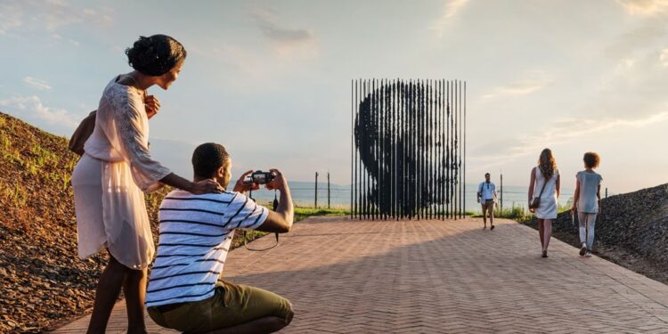 South Africa’s Tourism Thrives: 1.8 Million African Visitors in Q1 2024