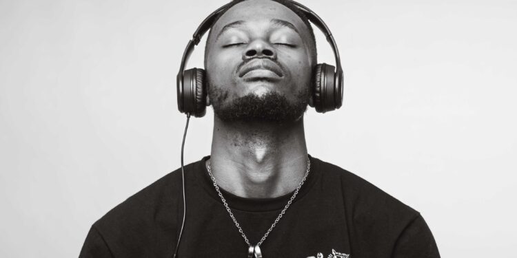 Igniting Dancefloors and Breaking Boundaries: Ryan Synth shares insights on his latest project EL JÉFÉ