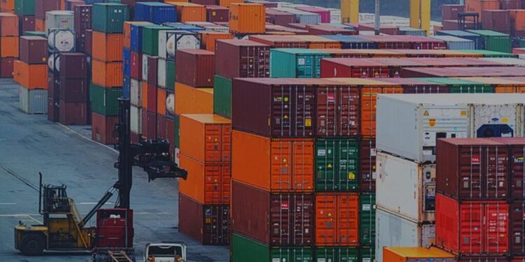 Surge in Shipping Costs Sparks Concern Among US Importers