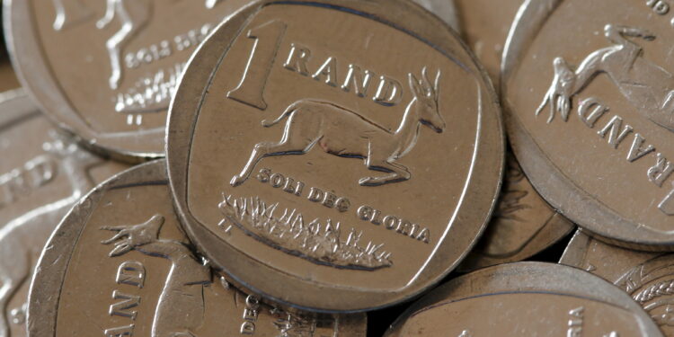 Rand Weakens Against Robust Dollar Amid Anticipation of U.S. Economic Dat
