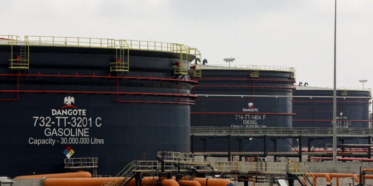 Dangote Oil Refinery Commences Gasoline Processing Amidst Crude Supply Challenges