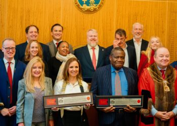 Investec CEO Ruth Leas and South African High Commissioner Mamabolo Honoured with Freedom of the City of London