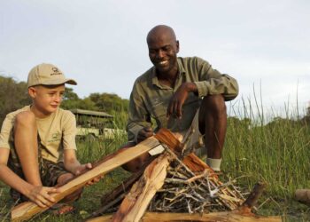Paws, Paddles, and Progeny: Crafting the Ultimate Botswana Family Safari