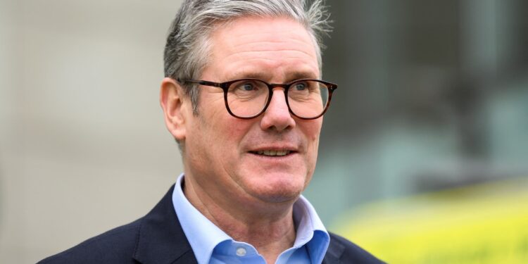 Starmer Diverts Aid Budget to Fund Defence Boost Amid Trump Concerns