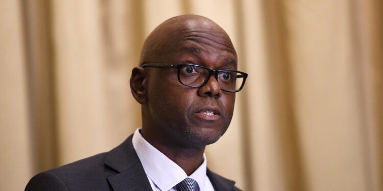 South Africa’s Licensing Stalemate with SpaceX Puts Starlink Rollout on Hold