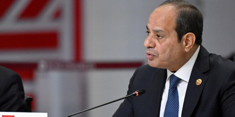 Suez Canal Suffers $800 Million Monthly Revenue Loss Amid Red Sea Disruptions