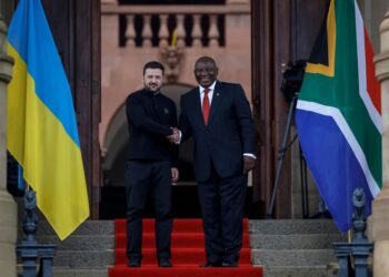Ramaphosa Meets Zelensky in Pretoria for Talks on Ties and Peace Efforts