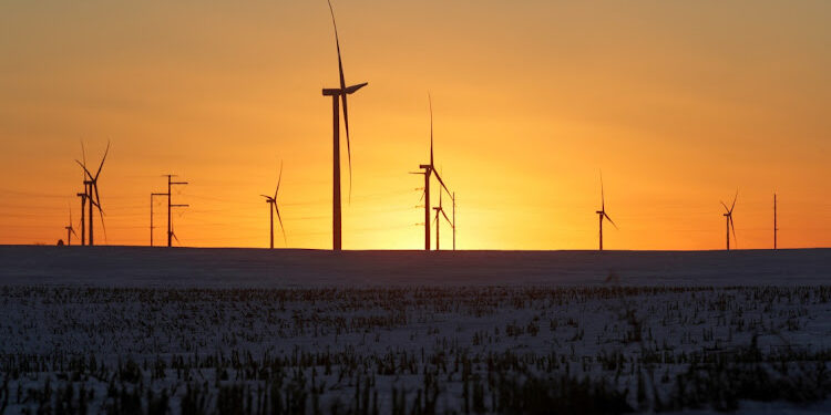 Standard Bank and InnoVent SAS Advance Southern Africa’s Renewable Future with Landmark Wind Energy Investment