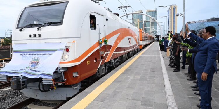 Tanzania Launches Electric Freight Trains on Dar–Dodoma SGR Line