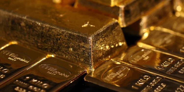 Gold Prices Surge to Record High as United States Considers Tariffs on Kilogram Gold Bars